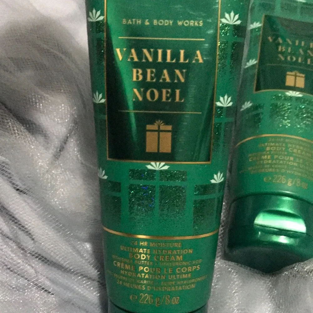 NEW- Bath & Body Works- Vanilla Bean Noel - Picture 2 of 3